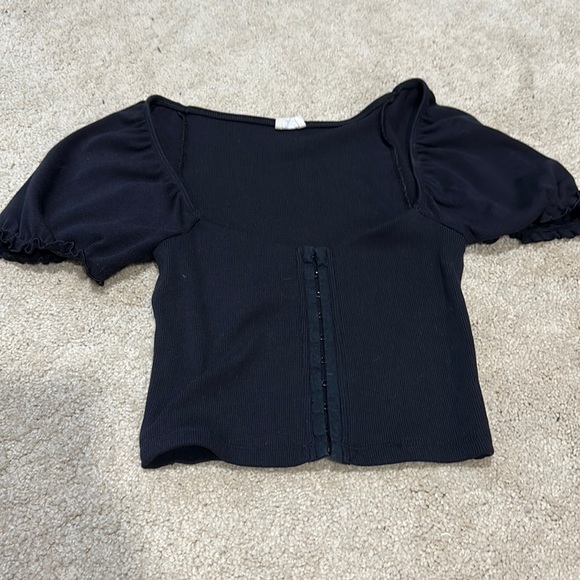 Aritzia Tops Aritzia Wilfred Free Puff Sleeve Corset Top In Black